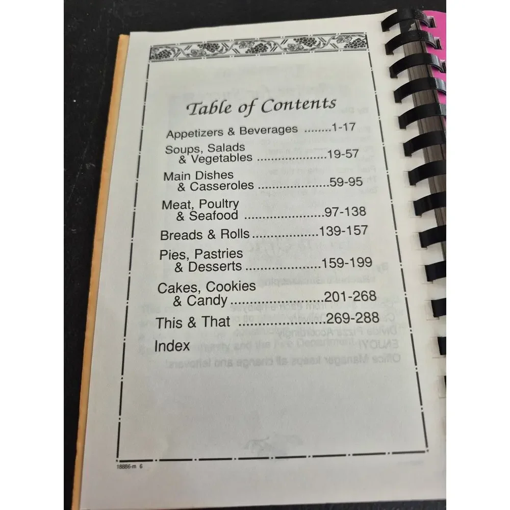 2 Community cookbooks Vintage‎ Family recipes Heritage Regional Cuisine Southern